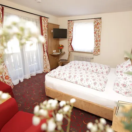 Otel Garni Traunbachhaeusl 3*