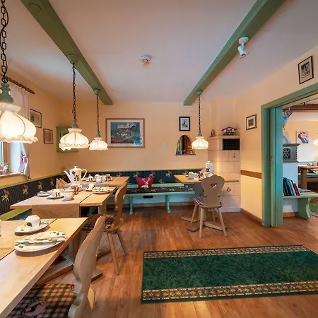Garni Traunbachhaeusl Hotel Ruhpolding